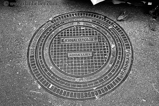 manhole-cover.jpg