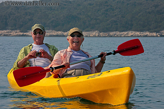 gary-n-lolly-kayaking-3.jpg