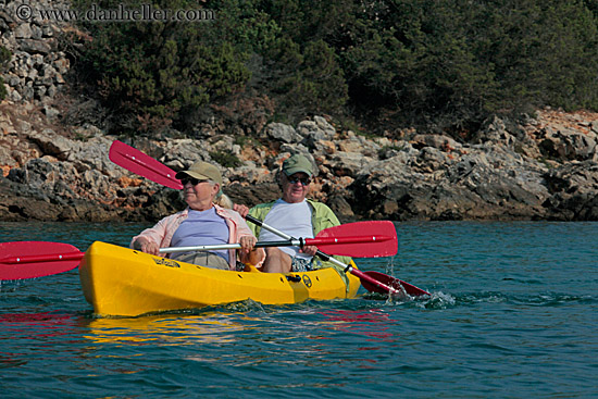 gary-n-lolly-kayaking-4.jpg