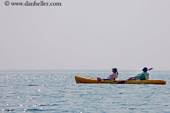 gary-n-lolly-kayaking-6.jpg