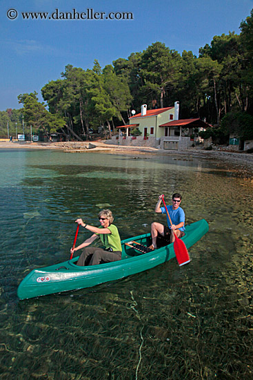 helene-n-patrick-kayaking-2.jpg