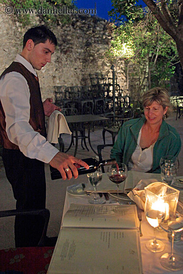 helene-n-waiter-pouring-red-wine.jpg