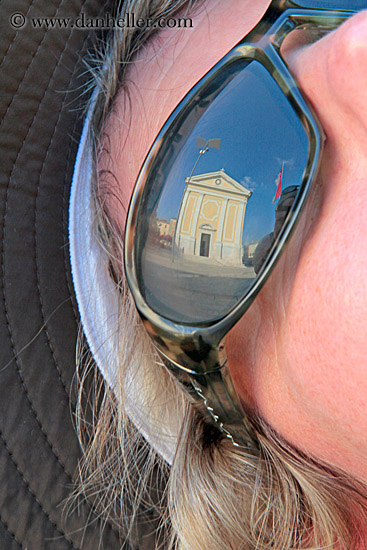 helenes-sunglasses-n-church-reflection.jpg