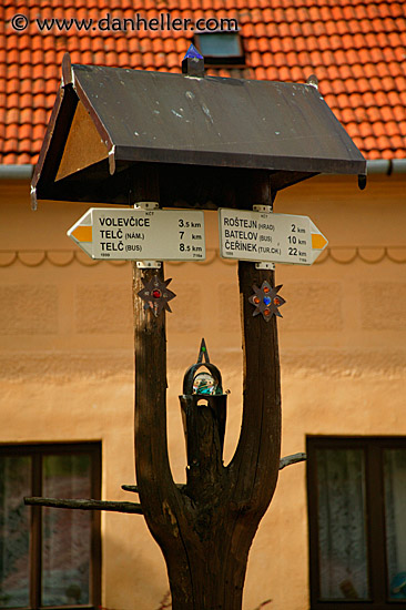 directional-sign.jpg