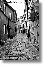 black and white, cesky krumlov, czech republic, europe, krumlov, streets, vertical, photograph