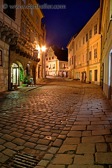 cesky-street-nite-3.jpg