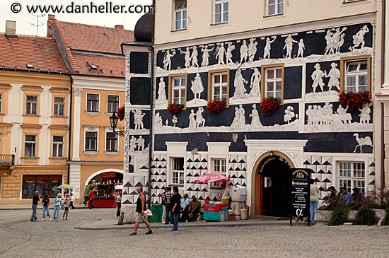 mikulov-square-2.jpg