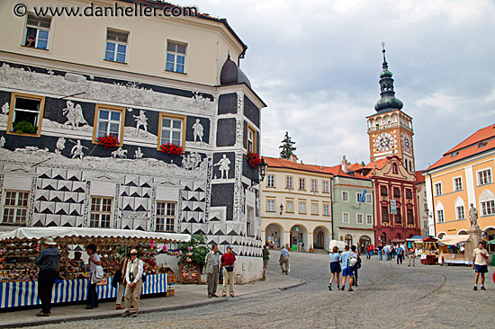 mikulov-square-4.jpg