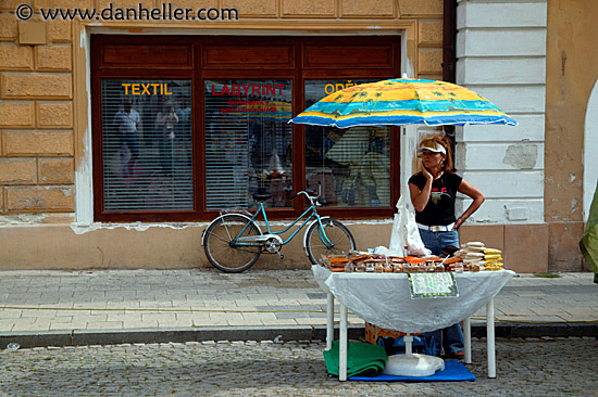 street-vendor.jpg