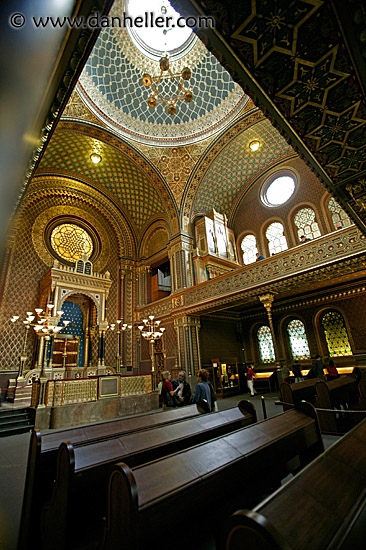 spanish-synagogue-01.jpg