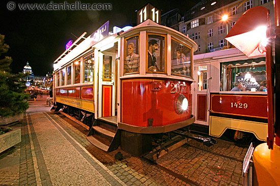 cafe-tram-4.jpg