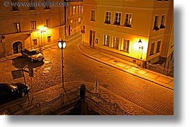images/Europe/CzechRepublic/Prague/Streets/Nite/nite-str-corner-1.jpg