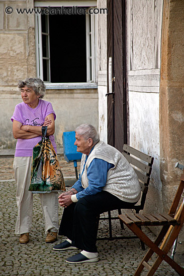 old-women-talking.jpg