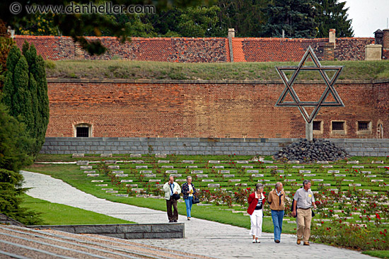 jewish-graves-5a.jpg