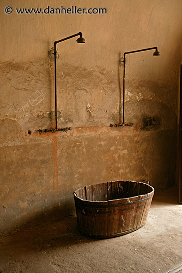 shower-n-tub-1.jpg