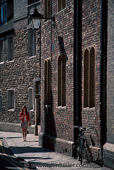 alley-2.jpg