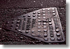 images/Europe/England/Cambridge/Streets/manhole.jpg
