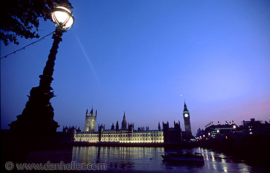 big-ben-nite-lamp-2.jpg