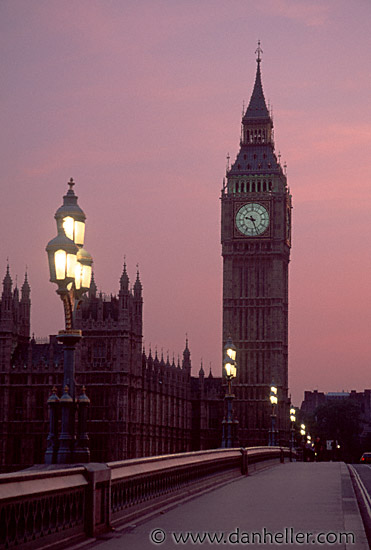 big-ben-dusk-lamp.jpg