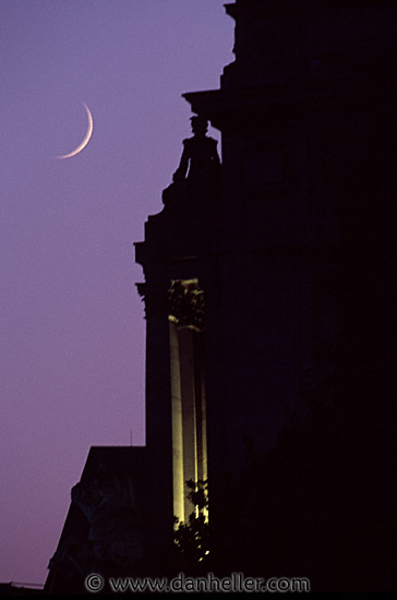 crescent-moon.jpg