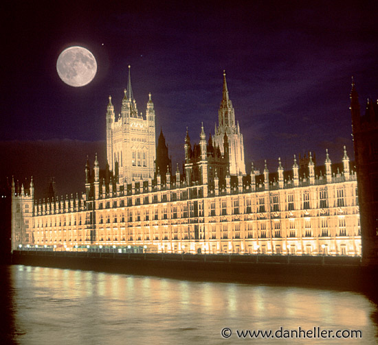 parliament-fullmoon.jpg