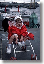 childrens, cities, england, english, europe, london, people, united kingdom, vertical, photograph