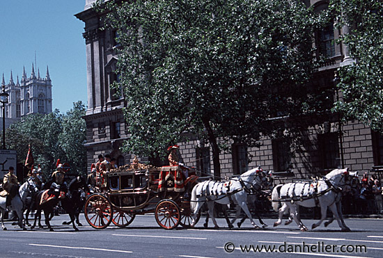 horse-carriage-2.jpg