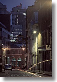 images/Europe/England/London/Streets/nite-street.jpg