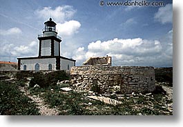 images/Europe/France/Corsica/Bonifacio/SeaCliffs/lighthouse-1.jpg