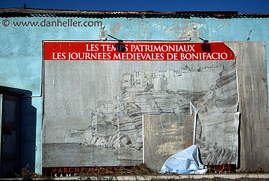 bonifacio-mural.jpg