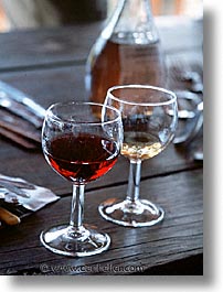 images/Europe/France/Corsica/Fromagerie/wine-glasses.jpg
