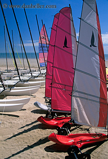 parked-windsurfboards-3.jpg