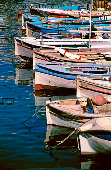 old-wooden-boats.jpg