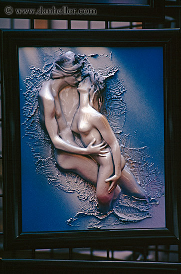 lovers-kissing-relief-painting.jpg