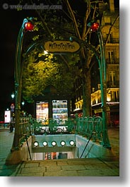 images/Europe/France/Paris/SaintGermaine/metro-entrance.jpg