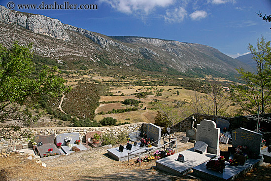 graveyard-1.jpg