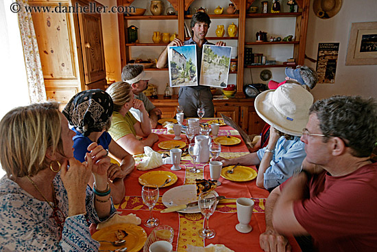 group-lecture-lunch.jpg