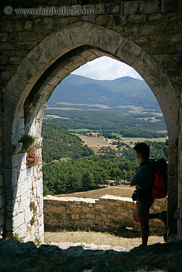 hiker-in-gothic-arch-n-scenic1.jpg