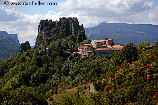 hilltop-town-1.jpg