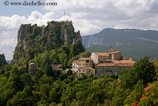 hilltop-town-2.jpg