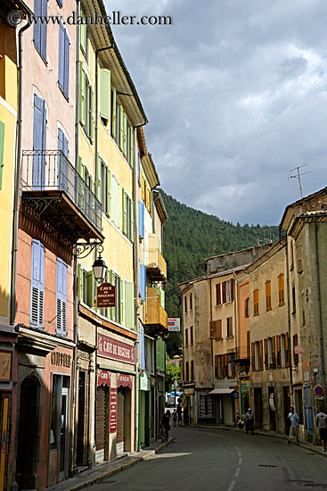 colorful-bldgs-2.jpg