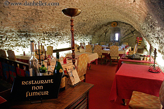 restaurant-n-no_smoking-sign.jpg