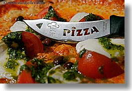 closeup, colors, europe, france, grasse, horizontal, knife, oranges, pizza, provence, red, photograph