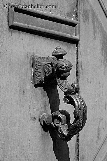 door-handle-bw.jpg