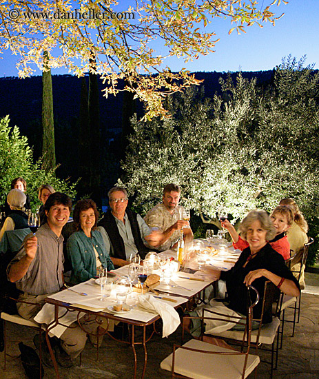 tourists-dining-at-dusk-8.jpg