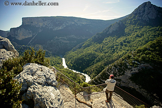 canyon-viewing-platform-1.jpg