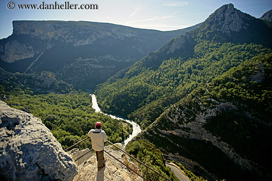 canyon-viewing-platform-2.jpg