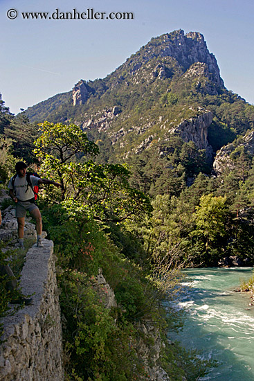 hiker-rvr-n-mtn.jpg