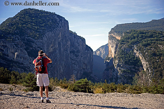 man-viewing-canyon.jpg