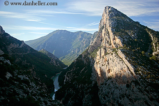 pointed-mountain-1.jpg